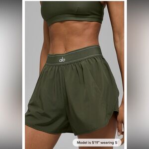 Alo Yoga XXS ✨ Like New • Flawless Condition